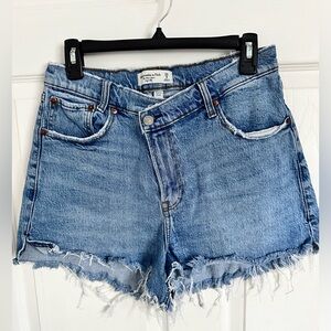 Abercrombie & Fitch Mom Shorts